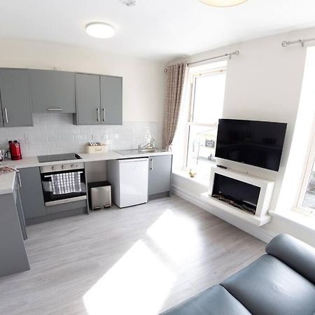 Unit 2 Island View Apartments With Stunning Harbour View Cobh Exterior photo